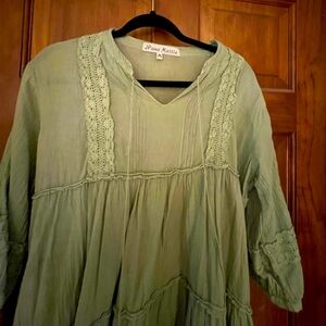 JP and Mattie green long sleeved dress size mediu